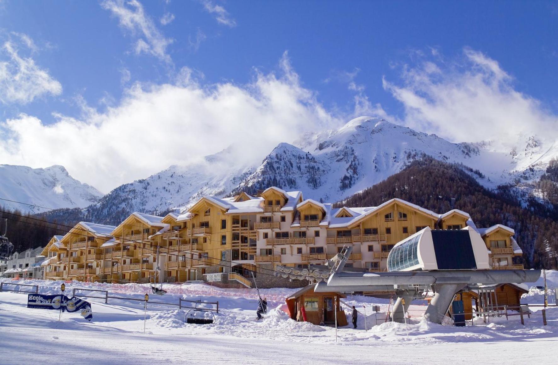 Apartahotel Madame Résidence Le Parc Des Airelles Les Orres